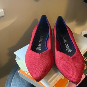 Rothy’s The Point, flats in chili red size 7.5.